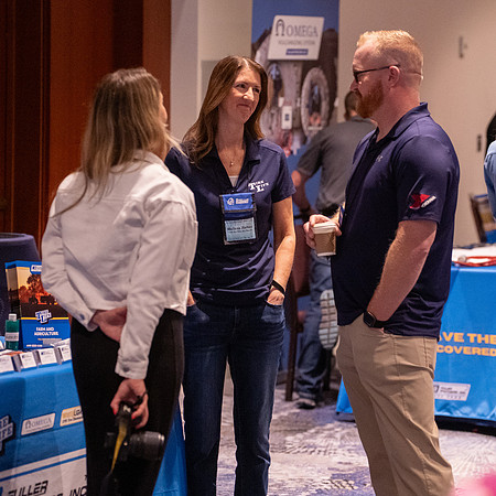 31 Networking Social-100950