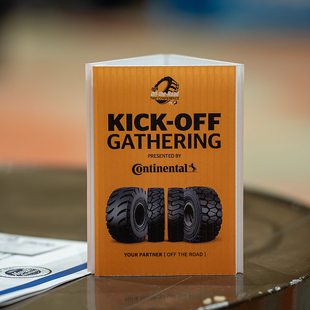 Kick-Off-00882