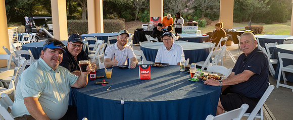 Golf Happy Hour-01131
