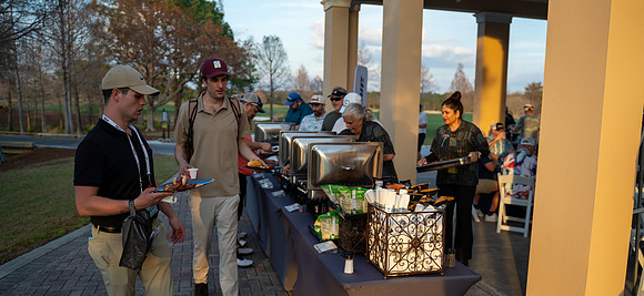 Golf Happy Hour-01206