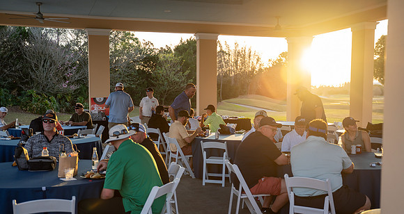 Golf Happy Hour-01221