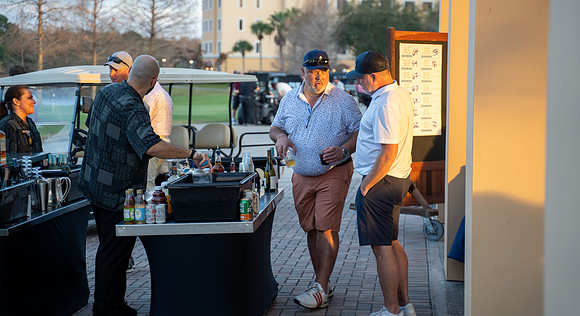 Golf Happy Hour-01230