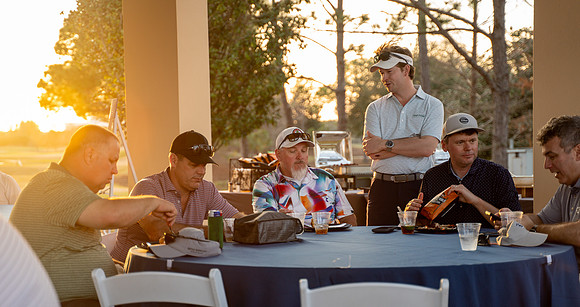 Golf Happy Hour-01287