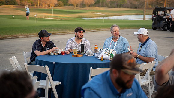 Golf Happy Hour-01249