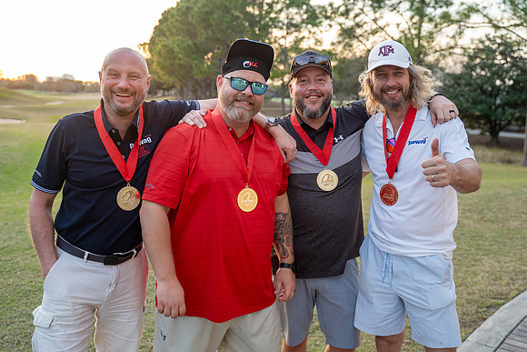Golf Happy Hour-01293