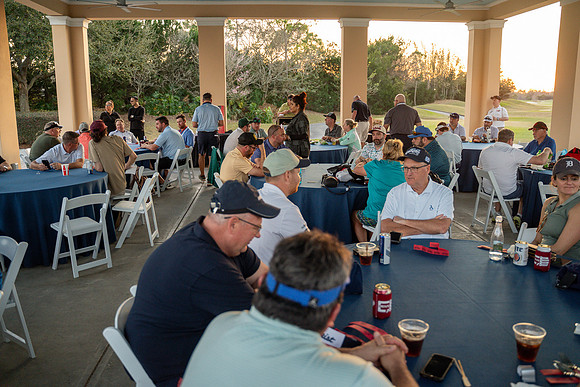 Golf Happy Hour-01340