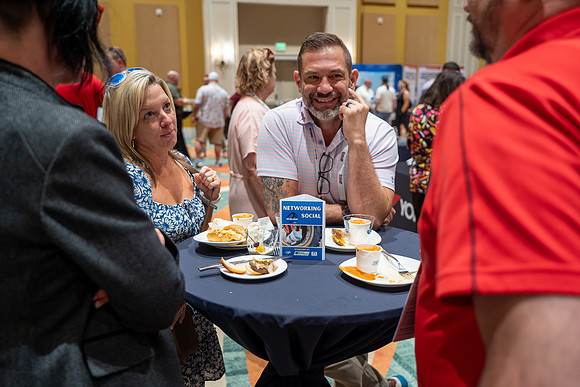 Networking Social-00291