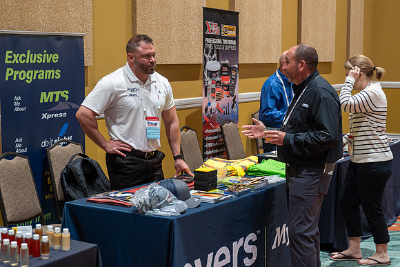 Networking Social-3-94