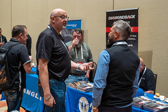 Networking Social-3-84