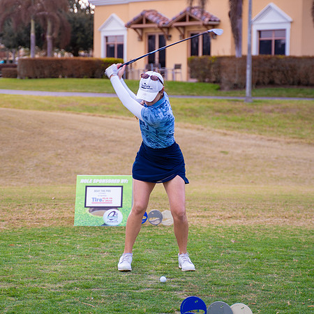 On the Course-00923