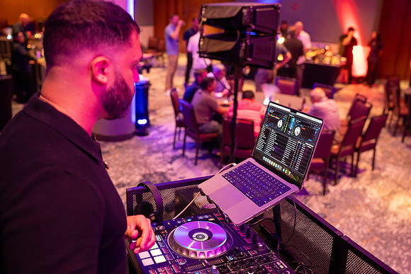 22 Mix & Mingle Reception-101109