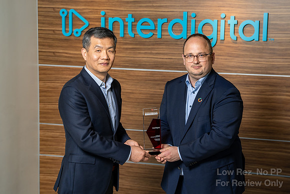 Award-100017