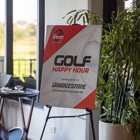 17 Golf Happy Hour-100878
