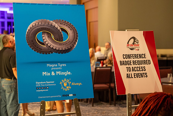 22 Mix & Mingle Reception-100965