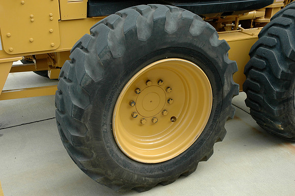EM 070910 51