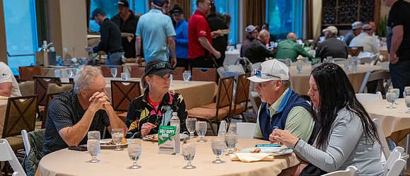 17 Golf Happy Hour-51