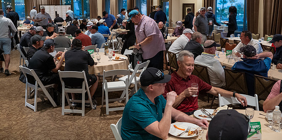 17 Golf Happy Hour-75