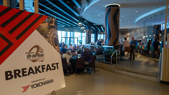 23 Breakfast-200002