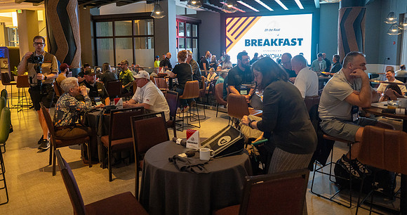 08 Breakfast-200012