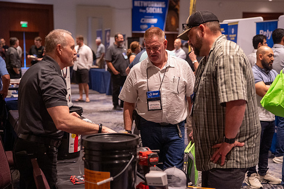 31 Networking Social-100928