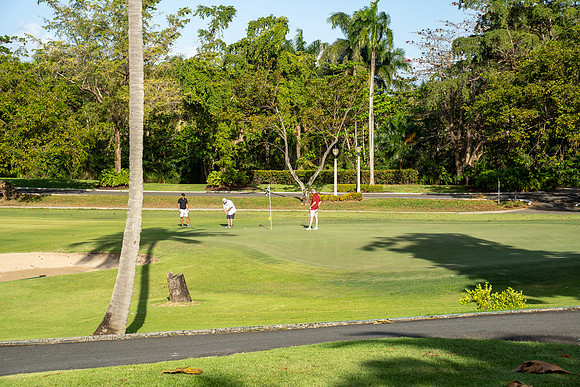 17 Golf Happy Snaps-100855