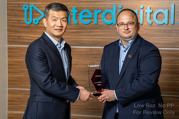 Award-100019