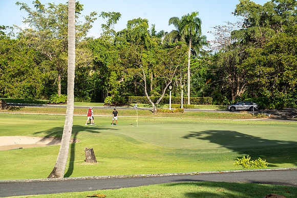 17 Golf Happy Snaps-100851
